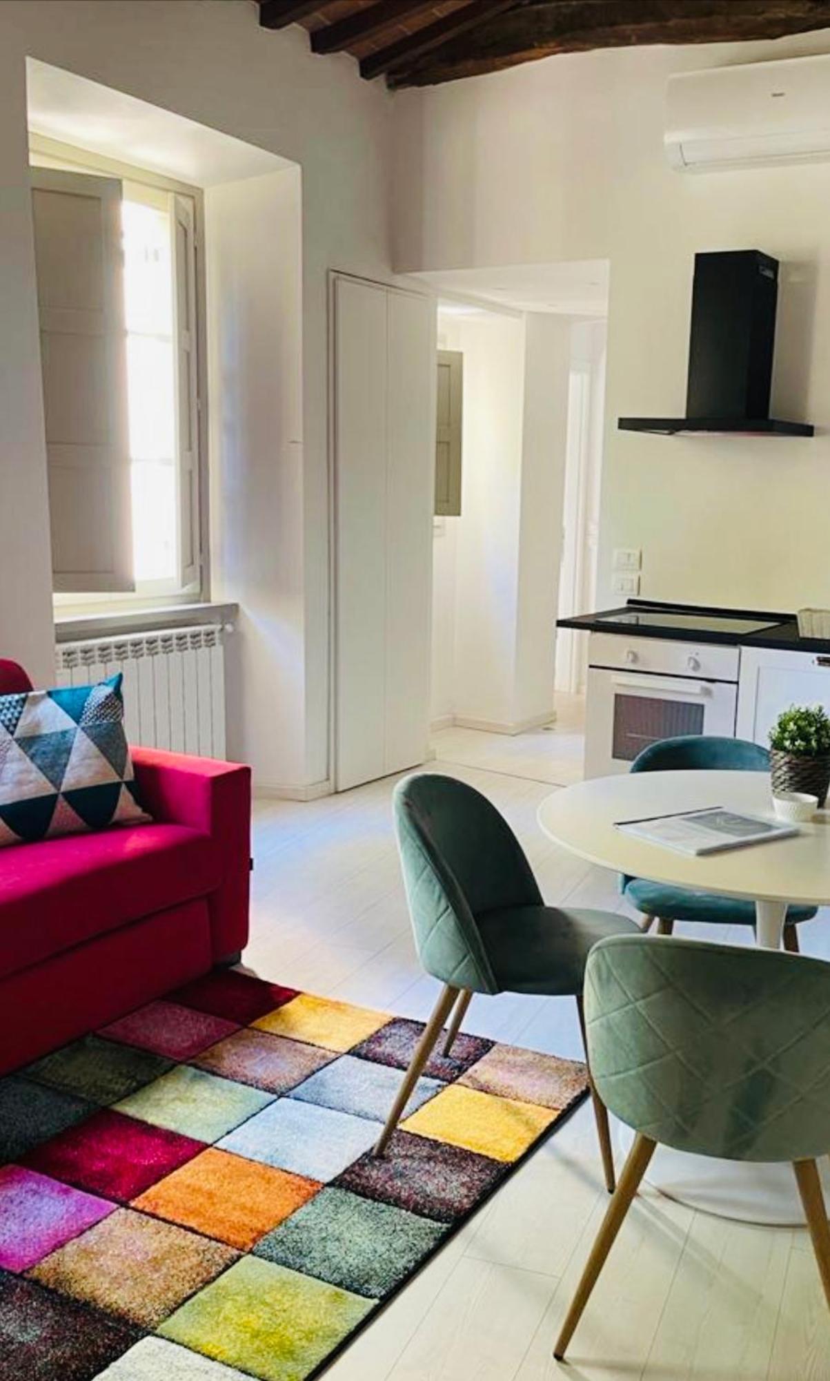 La Torre Di Borgunto - Piazza Grande Apartment อาเรซโซ ภายนอก รูปภาพ