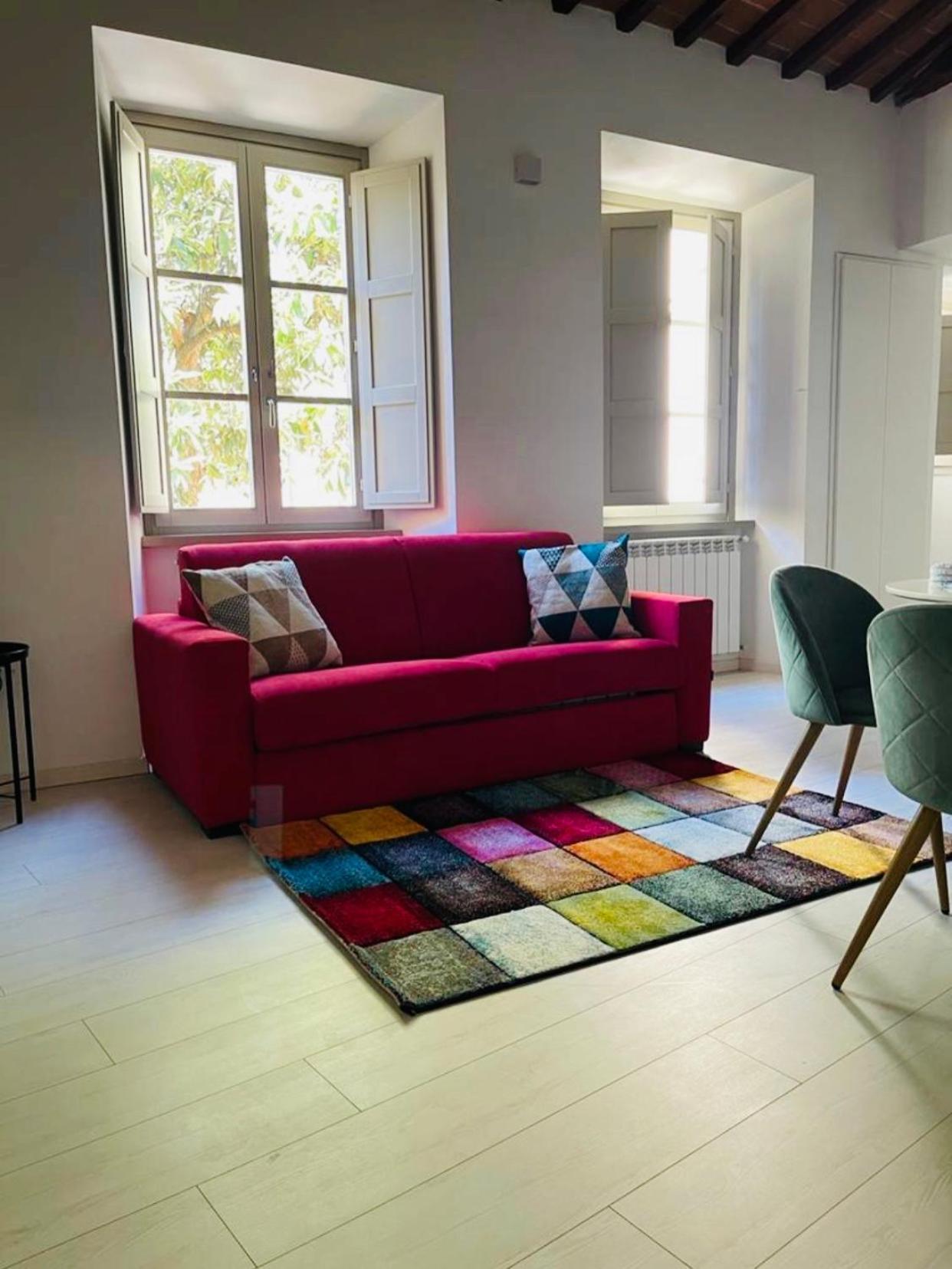 La Torre Di Borgunto - Piazza Grande Apartment อาเรซโซ ภายนอก รูปภาพ