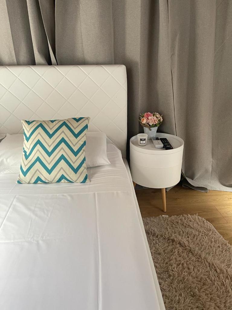 La Torre Di Borgunto - Piazza Grande Apartment อาเรซโซ ภายนอก รูปภาพ